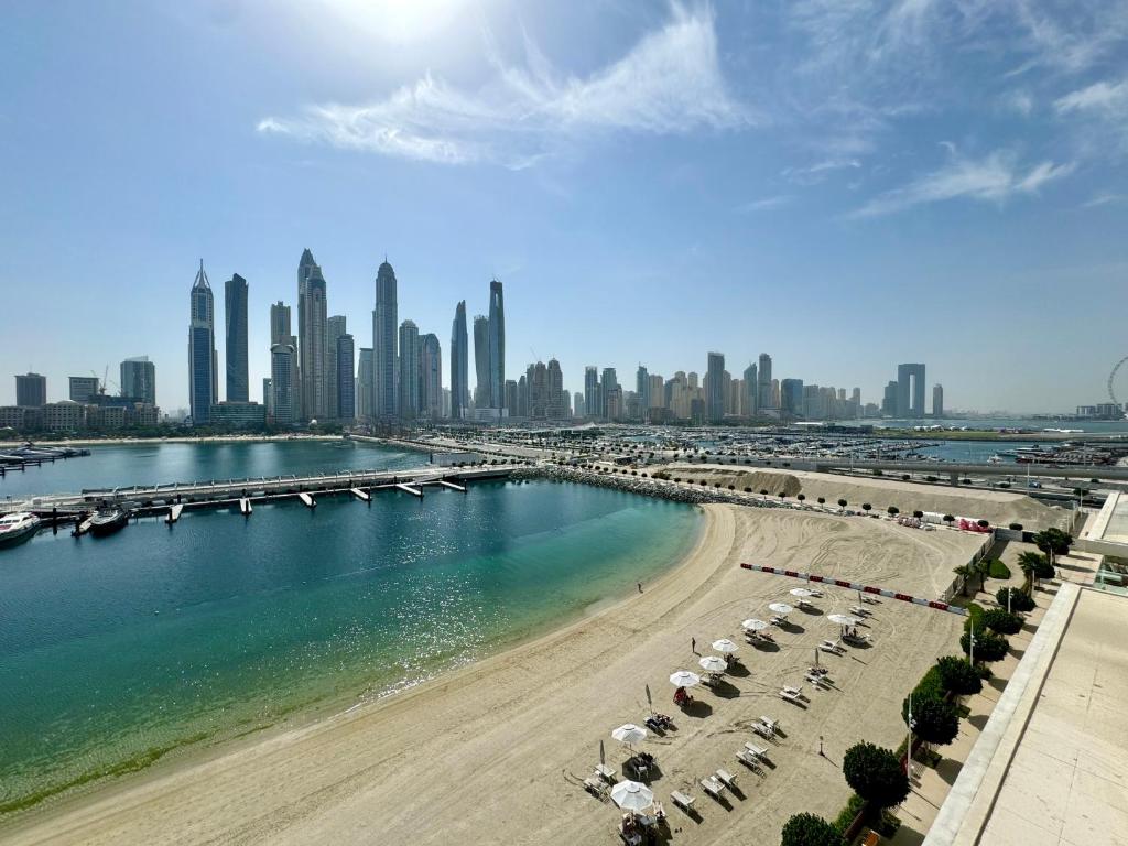 Emaar Beachfront Private Beaches